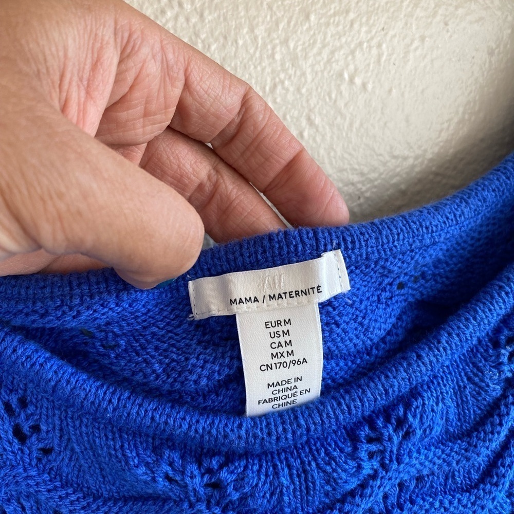 H&M Vibrant Blue Knit Top - Picture 3 of 4